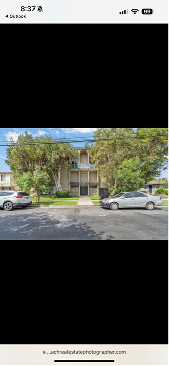 925 N Inglewood Ave in Inglewood, CA - Building Photo