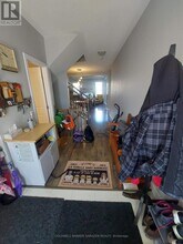 614 Hamsa St in Ottawa, ON - Building Photo - Building Photo