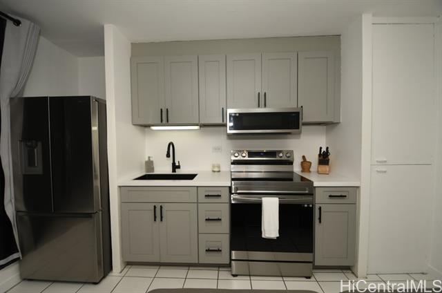 2140 10th Ave in Honolulu, HI - Building Photo