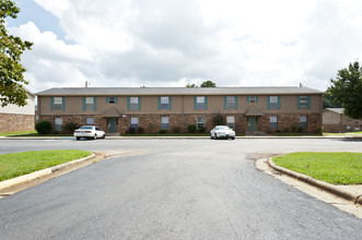 Heritage Apartments in Griffin, GA - Building Photo - Building Photo