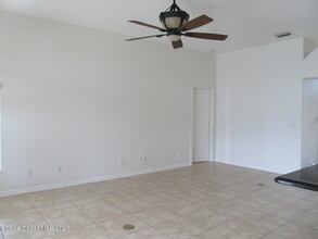 986 Fostoria Dr in Melbourne, FL - Building Photo - Building Photo