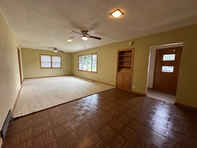 1813 9th Ave N in Fort Dodge, IA - Building Photo - Building Photo