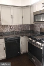 210 James Ct in Evesham, NJ - Building Photo - Building Photo