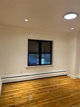 1666 New York Ave in Huntington Station, NY - Building Photo - Building Photo