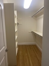 901 W Roxbury Pky in Chestnut Hill, MA - Building Photo - Building Photo