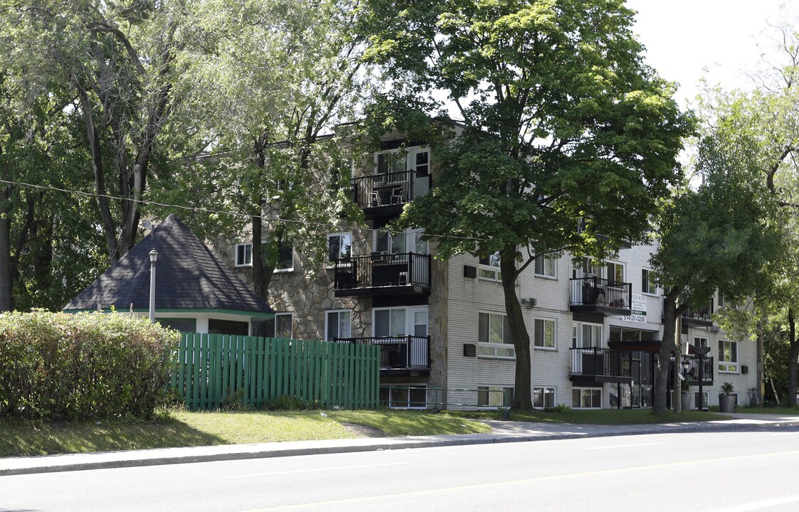 5500 de Salaberry Rue in Montréal, QC - Building Photo