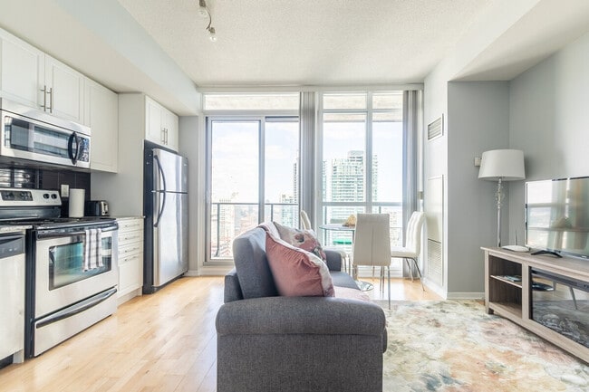 19 The PATH - Maple Leaf Square in Toronto, ON - Building Photo - Building Photo