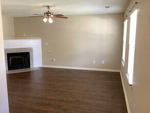 7269 Sweet Grass Blvd in Hanahan, SC - Building Photo - Building Photo