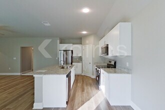 1514 Cannes Ave in Zachary, LA - Building Photo - Building Photo