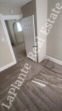 1534 Pinewood Ave in Toledo, OH - Building Photo - Building Photo