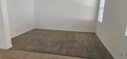 5086 Golden Antelope Way in Las Vegas, NV - Building Photo - Building Photo