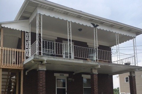 8461 Cleveland Ave NW, Unit unit #2 in North Canton, OH - Foto de edificio
