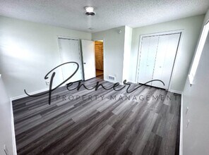 3808-C SW 8th Ter in Blue Springs, MO - Building Photo - Building Photo
