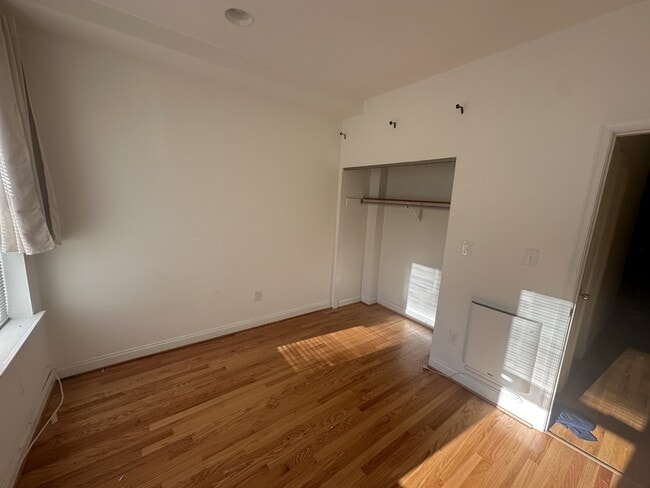 1450 Newton St NW in Washington, DC - Building Photo - Building Photo