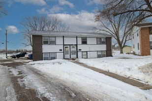 1126 13th St S in St. Cloud, MN - Building Photo