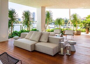 4701 Meridian Ave in Miami Beach, FL - Building Photo - Building Photo