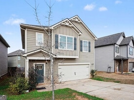 Room in House on Brightside Pkwy in Hampton, GA - Building Photo