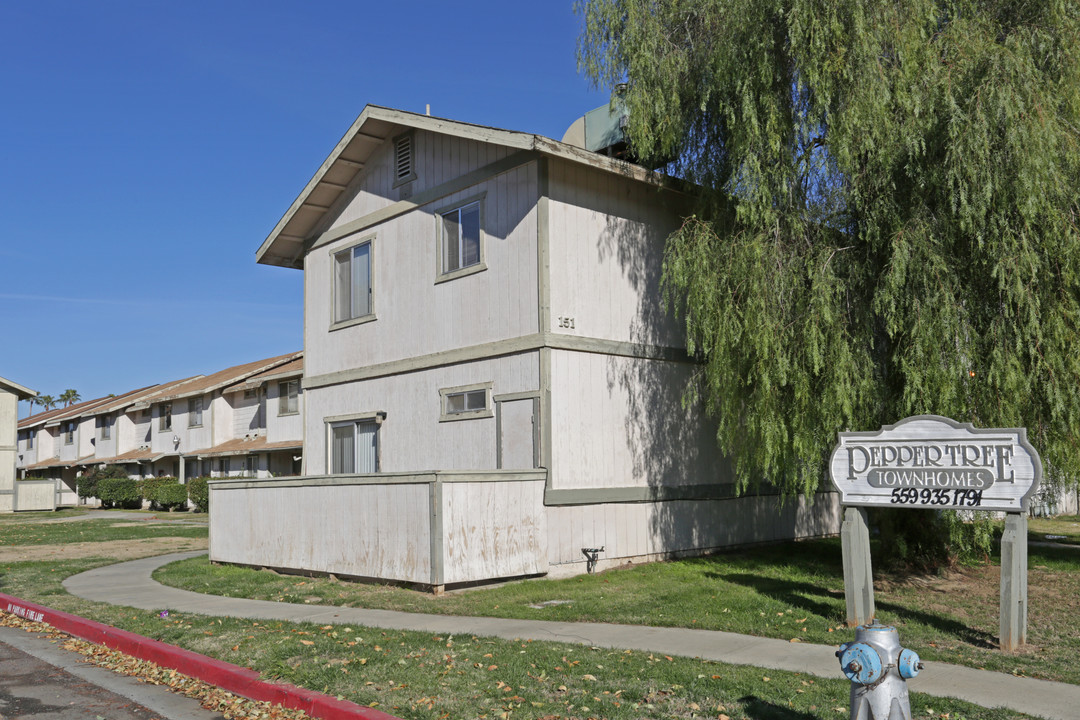 Peppertree Apartments in Coalinga, CA - Building Photo