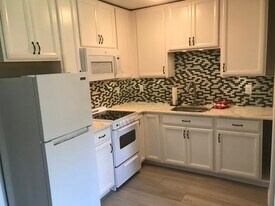 4617 Yates Mill Pond Rd, Unit 1 in Raleigh, NC - Building Photo