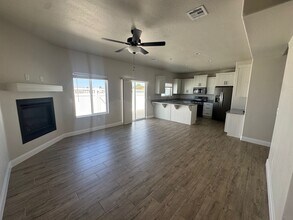 668 E Fiddlers Canyon Rd in Cedar City, UT - Building Photo - Building Photo