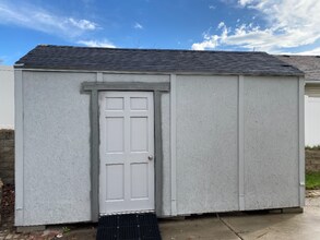 2265 S Linda Wy in Perry, UT - Building Photo - Building Photo