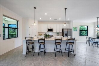 2375 Montserrat Ln in Naples, FL - Building Photo - Building Photo