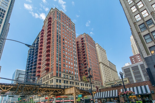 property at 208 W Washington St