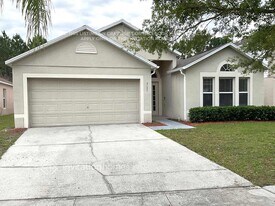 3121 Turret Dr in Kissimmee, FL - Building Photo