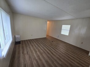 2004 Palm St in St. Cloud, FL - Building Photo - Building Photo