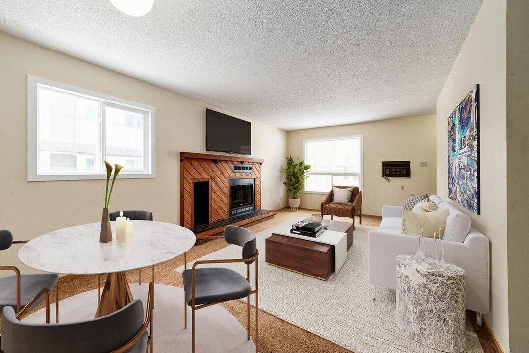 Edinburgh Place in Regina, SK - Building Photo
