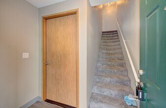 13216 NE Salmon Creek Ave in Vancouver, WA - Building Photo - Building Photo