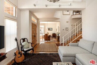 1256 Cravens Ln in Carpinteria, CA - Building Photo - Building Photo
