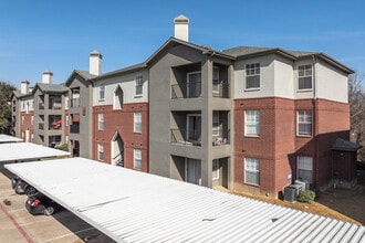 Saratoga in Lewisville, TX - Building Photo - Building Photo