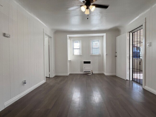 1128 St Louis Ave-Unit -3 in Long Beach, CA - Building Photo - Building Photo