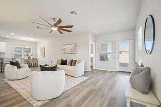 1801 Fairhaven Gtwy in Georgetown, TX - Building Photo - Building Photo