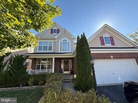 12457 Pfitzner Ct in Woodbridge, VA - Building Photo