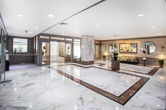 11 Island Ave, Unit 905 in Miami Beach, FL - Building Photo - Building Photo
