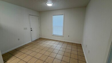 9127 Laird St in Panama City Beach, FL - Building Photo - Building Photo