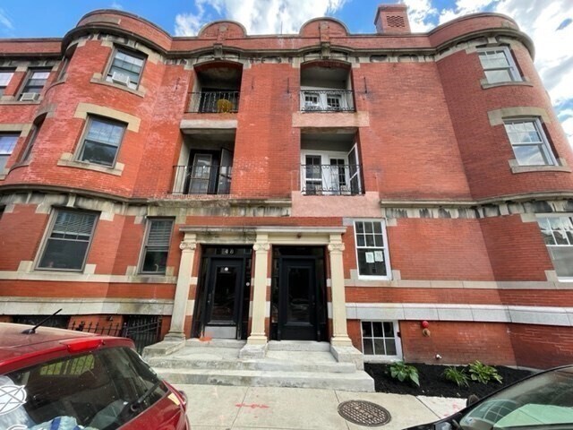 50 Englewood Ave in Boston, MA - Building Photo
