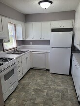 4712 Western Ave in Davenport, IA - Foto de edificio - Building Photo