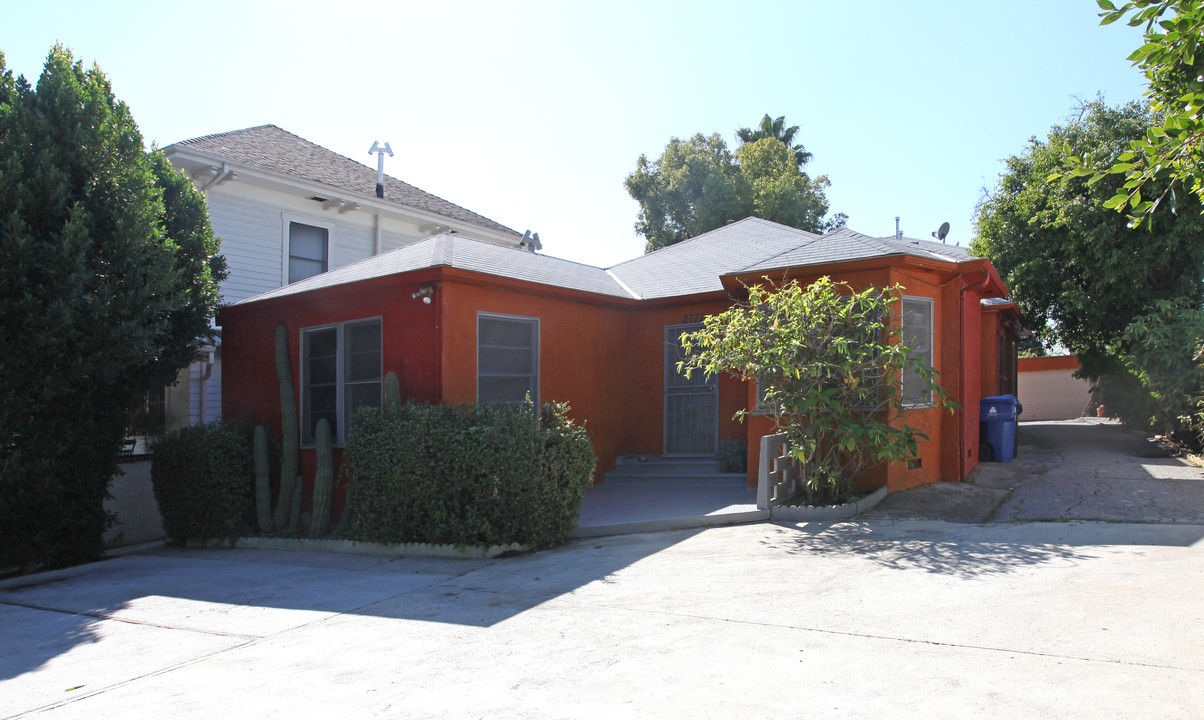 2770-2772 Estara Ave in Los Angeles, CA - Foto de edificio