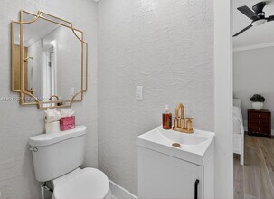 756 S Cinnamon Rd in North Palm Beach, FL - Building Photo - Building Photo