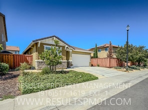 9089 Quartet Ave in Roseville, CA - Building Photo - Building Photo