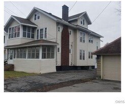 967 Wadsworth St in Syracuse, NY - Building Photo