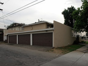 805 N Palmetto Ave in Ontario, CA - Building Photo - Building Photo