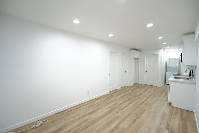 26074 Bay Ave in Moreno Valley, CA - Building Photo - Building Photo