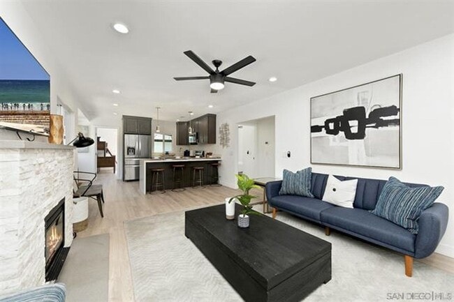 1059 Johnson Ave in San Diego, CA - Building Photo - Building Photo