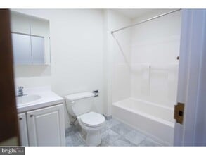 1600 Walnut St in Philadelphia, PA - Building Photo - Building Photo