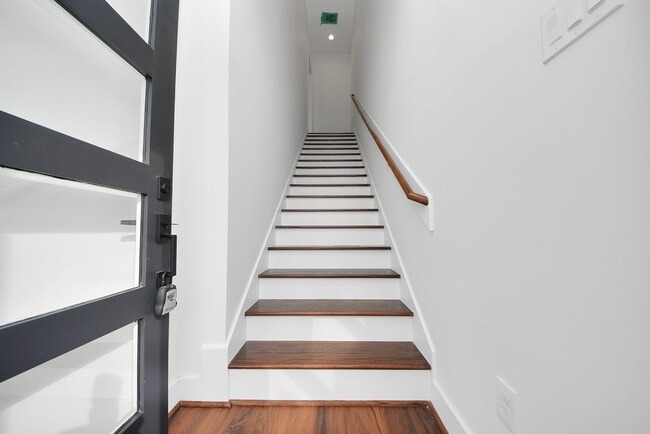 property at 611 E 39th St