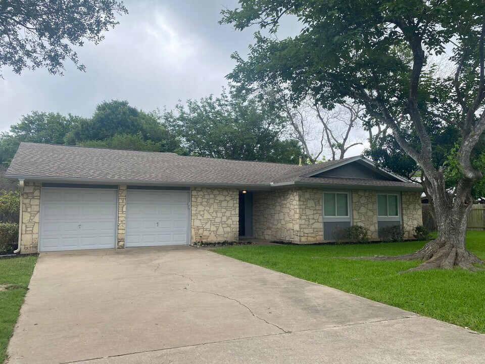 11505 Windermere Meadows in Austin, TX - Building Photo